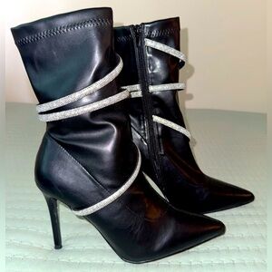 Olivia Fargiano stiletto Boots w/ Rhinestone Straps. Size 10 worn 1X for a few